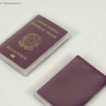 Copertina trasparente porta passaporto