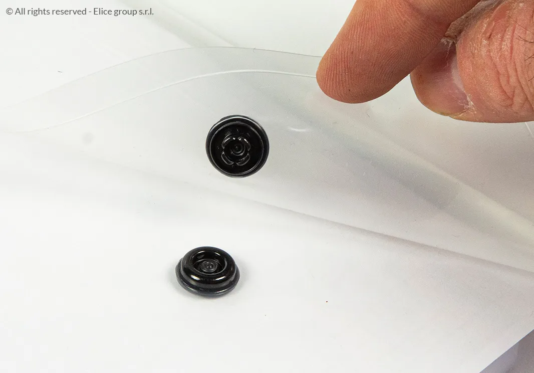 Cartelline Personalizzate Formato A5 In Plastica Con Bottone