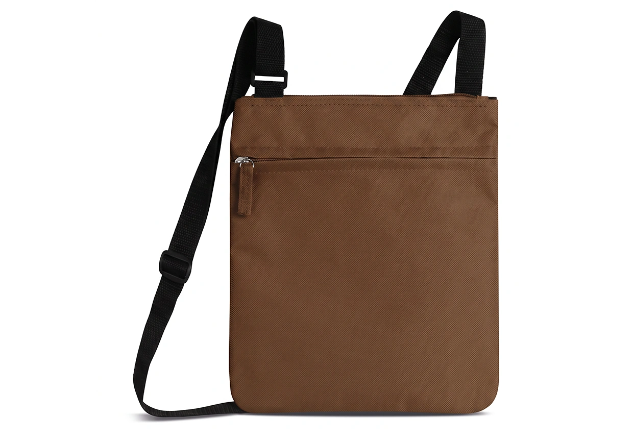 Borsa a tracolla portadocumenti marrone personalizzabile Art. ED15 in poliestere 600D con tasca frontale zip